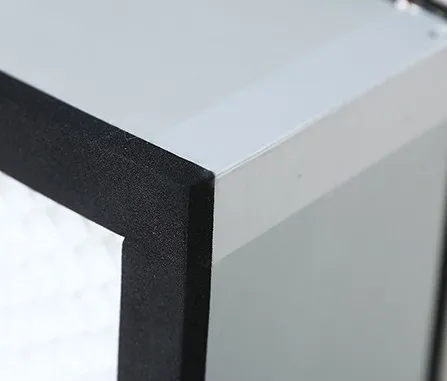 Seamless Aluminum Frame Construction